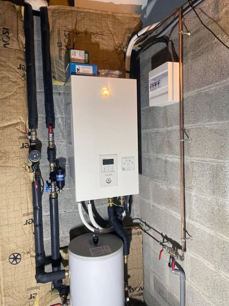 Pompe à chaleur air-eau Mareuil sur lay (5)